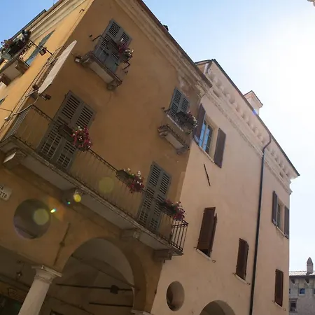Hotel Broletto - Centro Storico-3